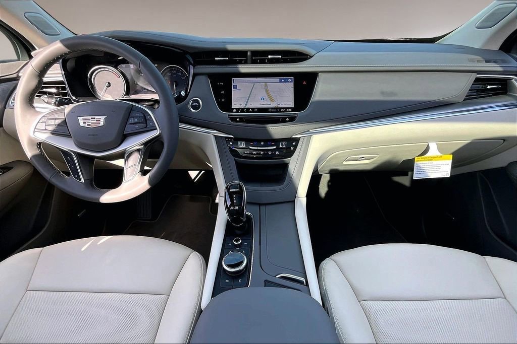 New 2026 Cadillac XT5 Premium Luxury w/ Driver Assist Package AWD/4WD image 5