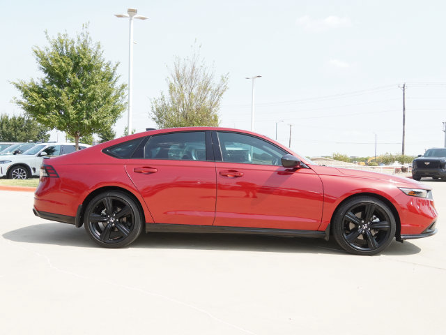 Used 2024 Honda Accord Sport image 11