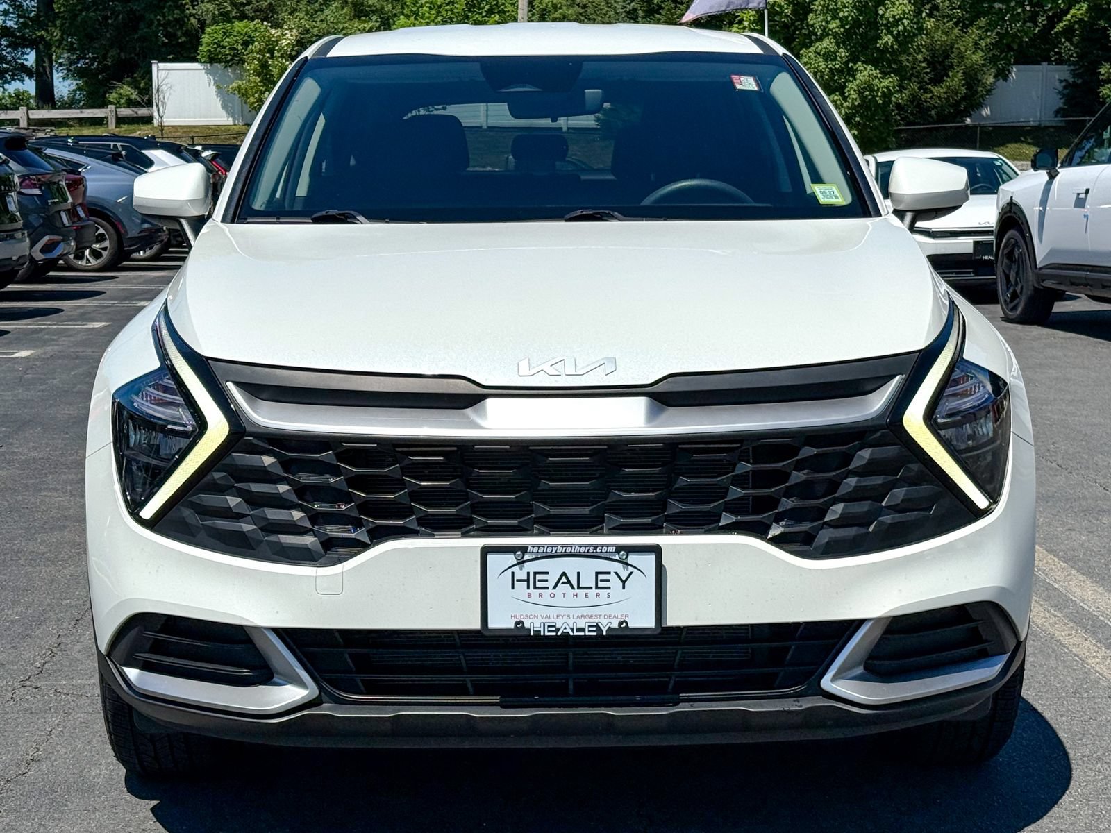 Certified 2023 Kia Sportage LX AWD/4WD image 2