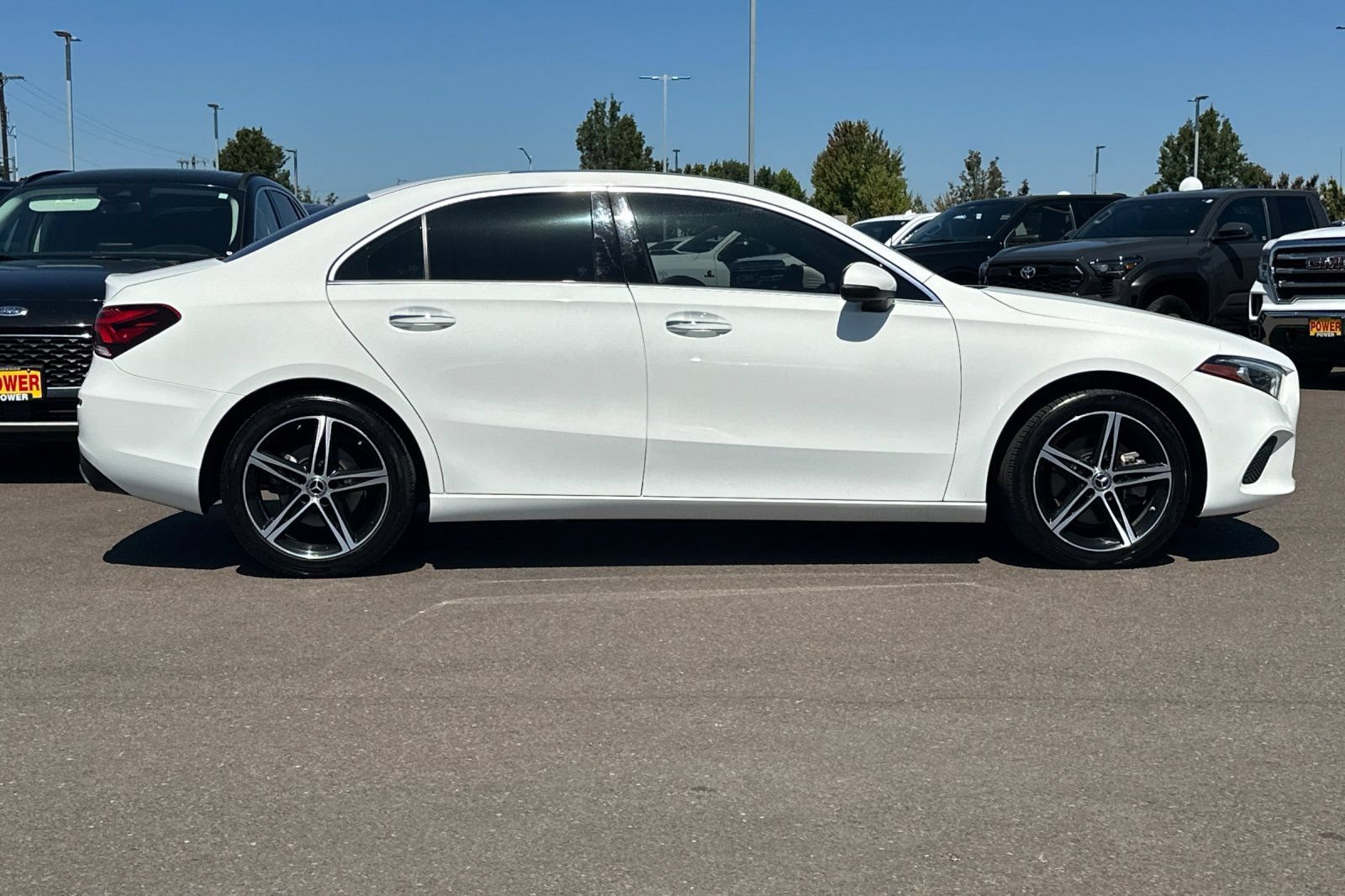 Used 2019 Mercedes-Benz A 220 4MATIC image 3