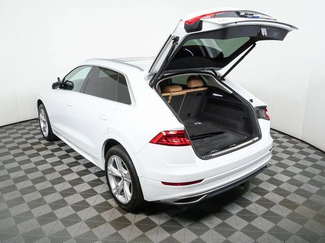 Used 2019 Audi Q8 Prestige w/ Towing Package AWD/4WD image 33