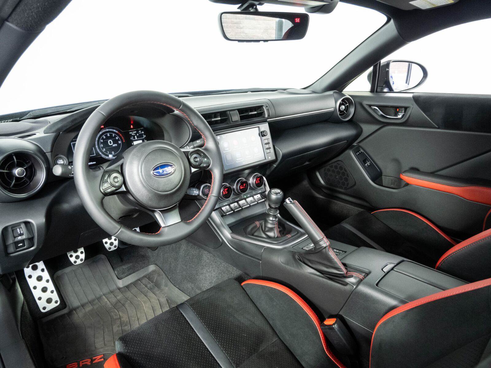 Used 2025 Subaru BRZ Limited RWD image 4