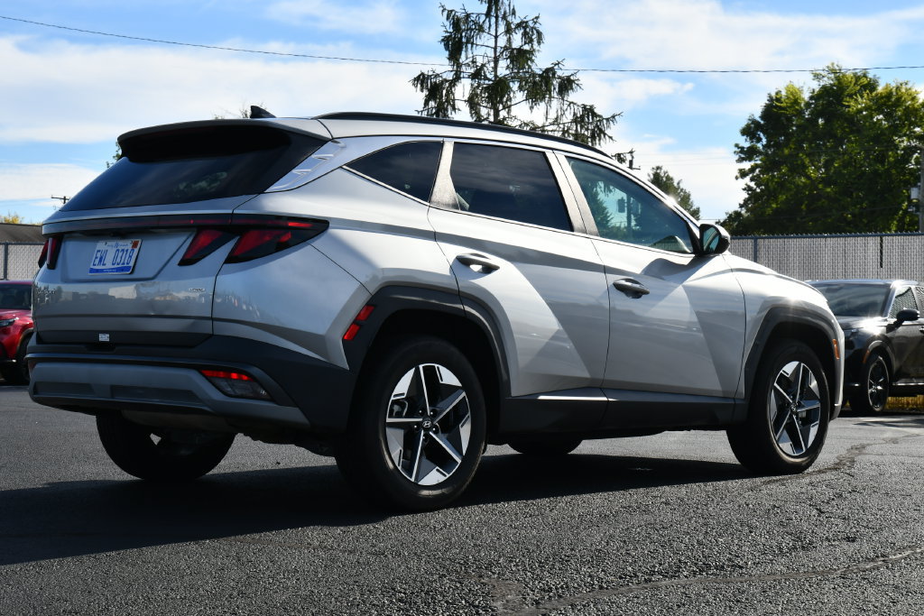 Used 2025 Hyundai Tucson SEL AWD/4WD image 6