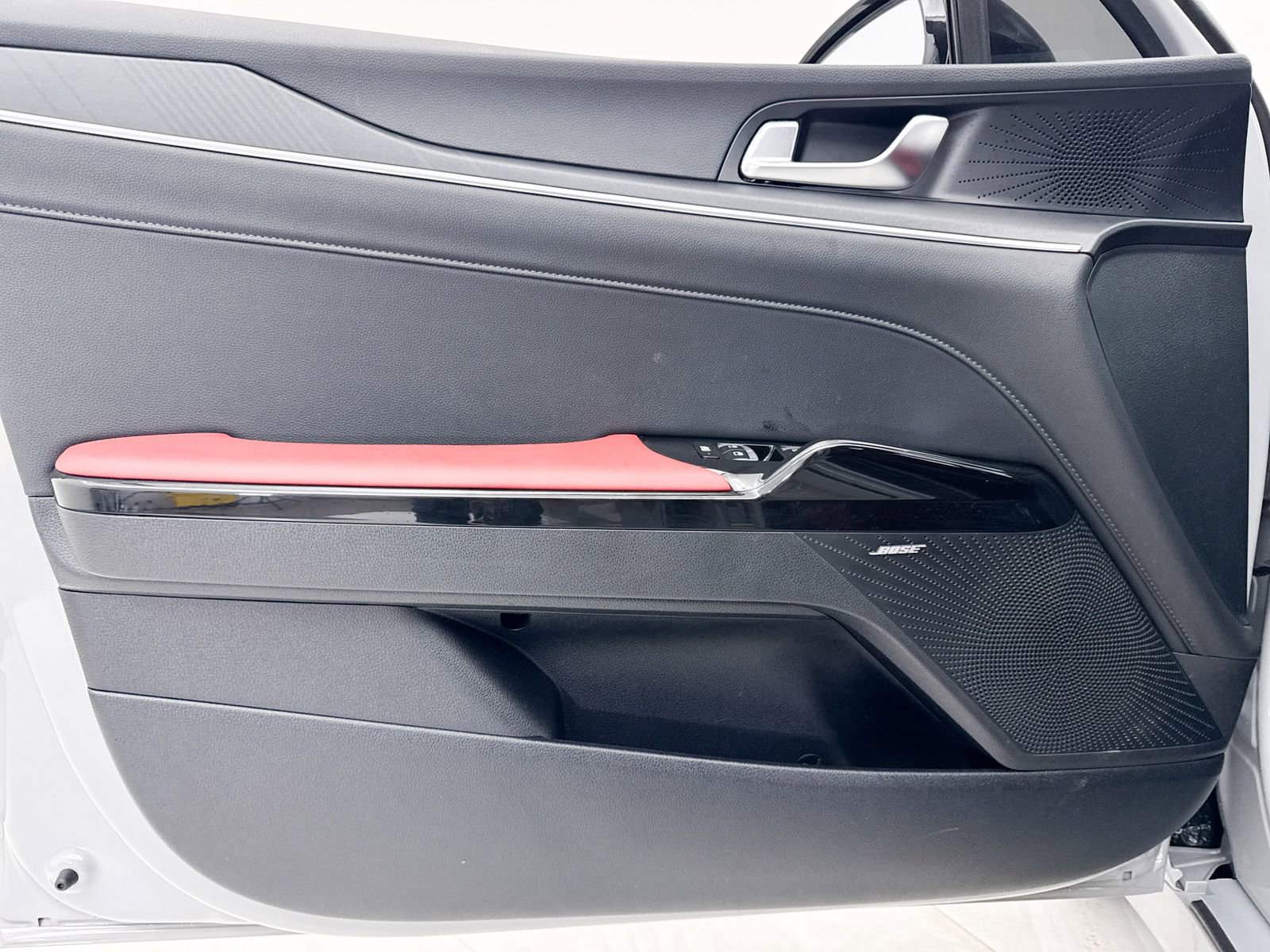 Used 2025 Kia K5 GT-Line w/ GT-Line Premium Package image 32