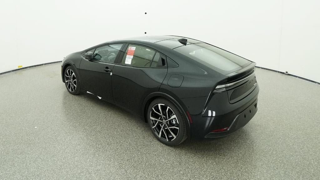 New 2026 Toyota Prius Plug-In Hybrid FWD image 5