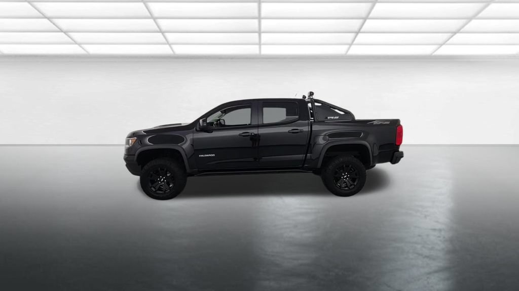Used 2019 Chevrolet Colorado ZR2 w/ ZR2 Midnight Special Edition AWD/4WD image 5