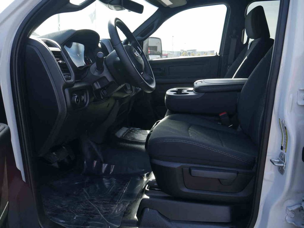 New 2026 RAM 5500 Tradesman image 20