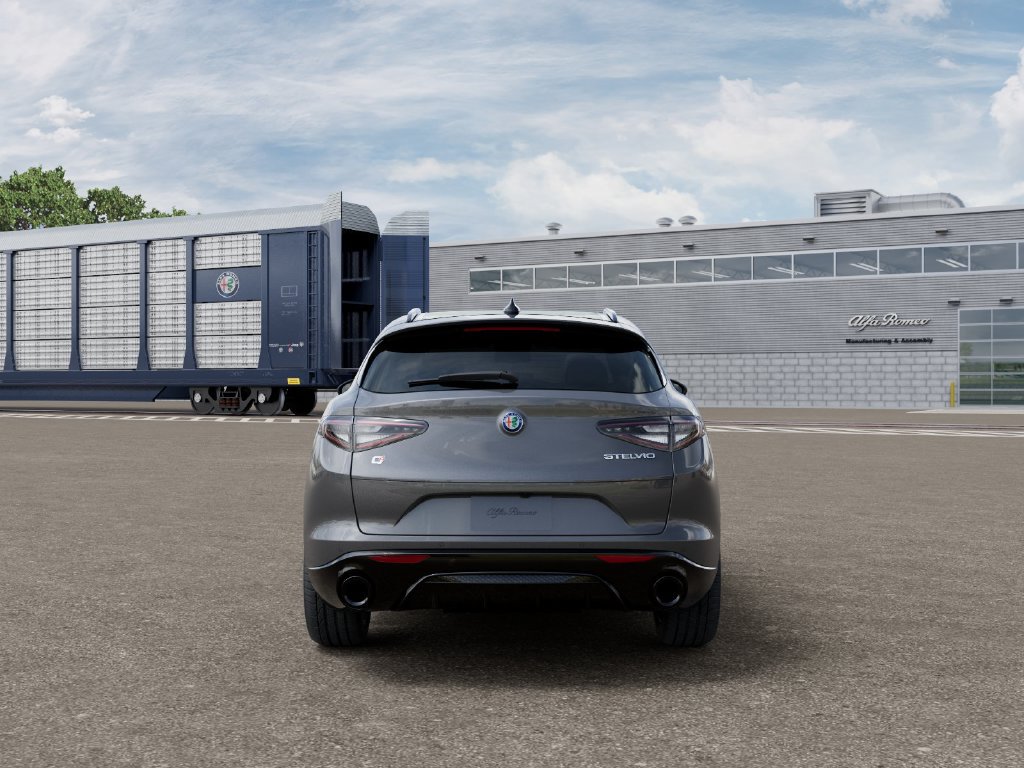New 2026 Alfa Romeo Stelvio Sprint AWD/4WD image 7