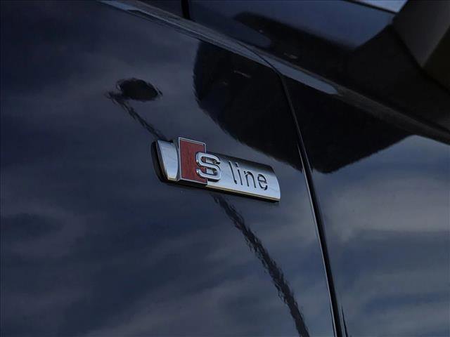 Certified 2024 Audi Q3 2.0T Premium image 9