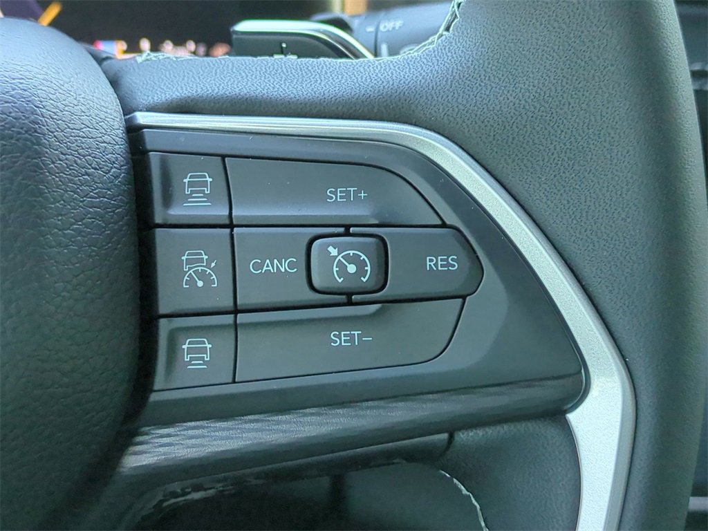 New 2025 Jeep Grand Cherokee Laredo image 25