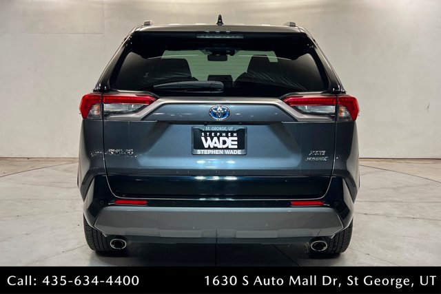 Used 2019 Toyota RAV4 XSE AWD/4WD image 4