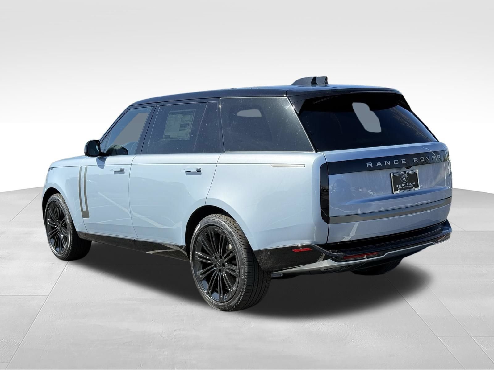 New 2026 Land Rover Range Rover Long Wheelbase SE AWD/4WD image 3