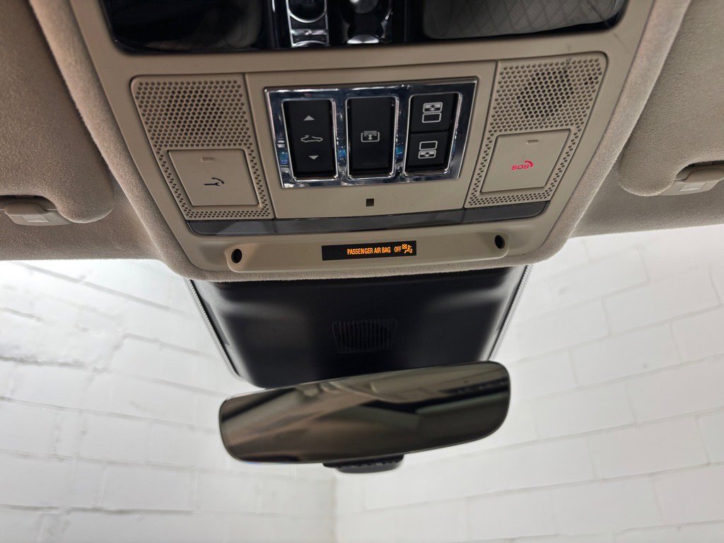 Used 2019 Jaguar XJ L Supercharged image 12