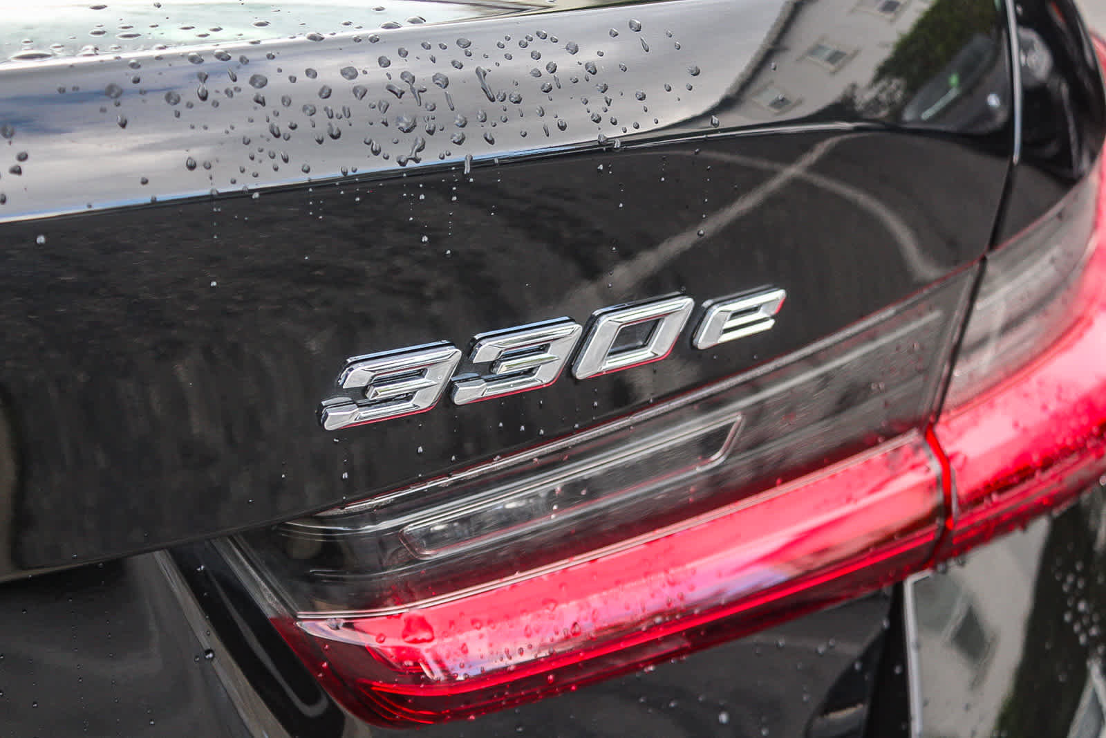 Certified 2023 BMW 330e w/ Driving Assistance Package image 33