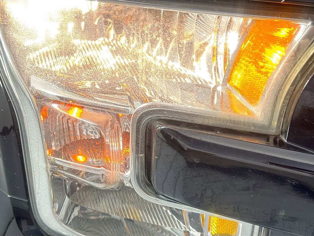 Used 2017 Ford F150 Lariat image 38