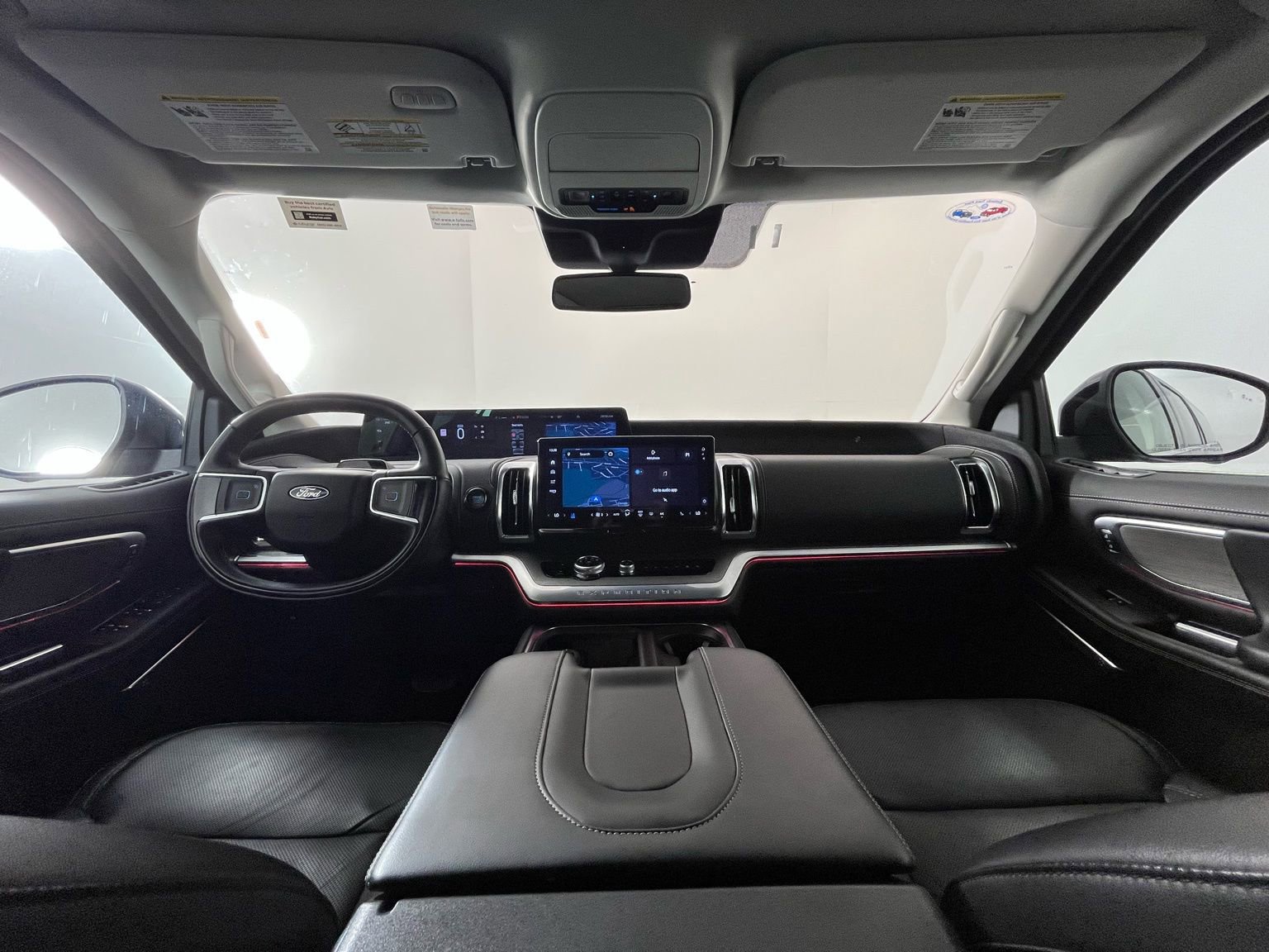 Used 2025 Ford Expedition Max Platinum image 9