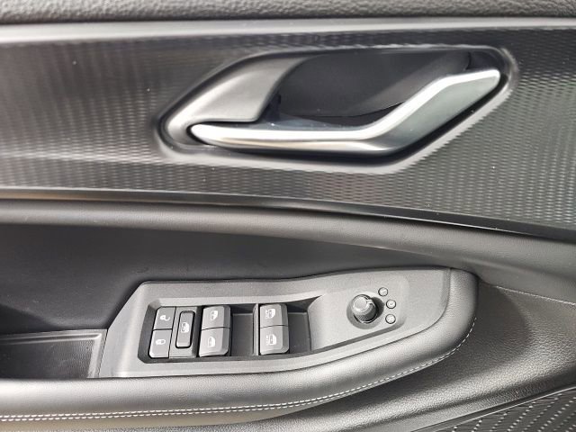 New 2025 Jeep Grand Cherokee L Laredo w/ Luxury Tech Group I image 13