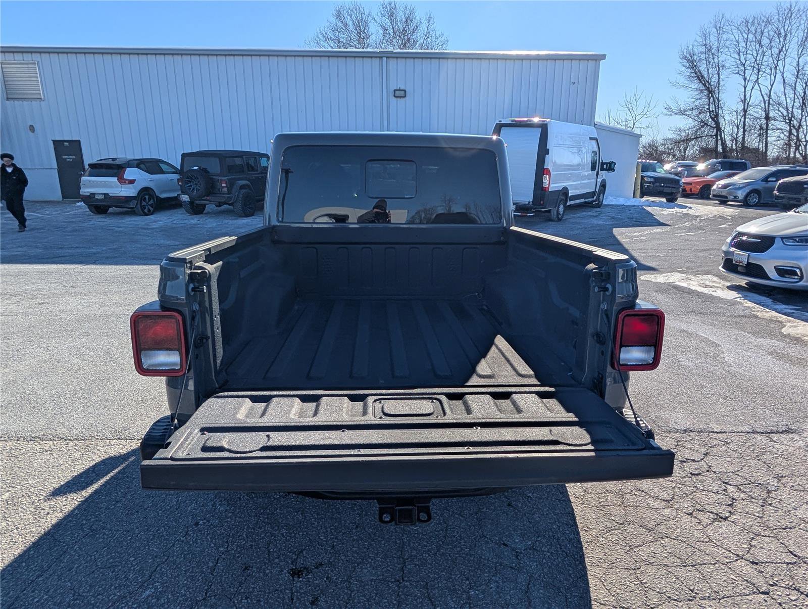 Used 2022 Jeep Gladiator Rubicon w/ Cold Weather Group image 12