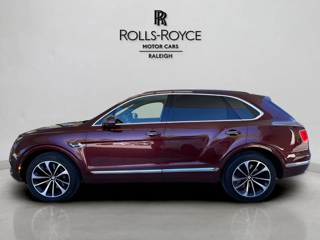 Used 2017 Bentley Bentayga image 8