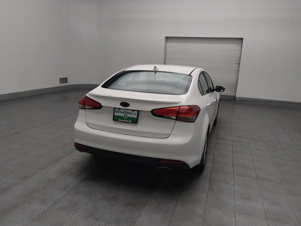 Used 2017 Kia Forte S image 7