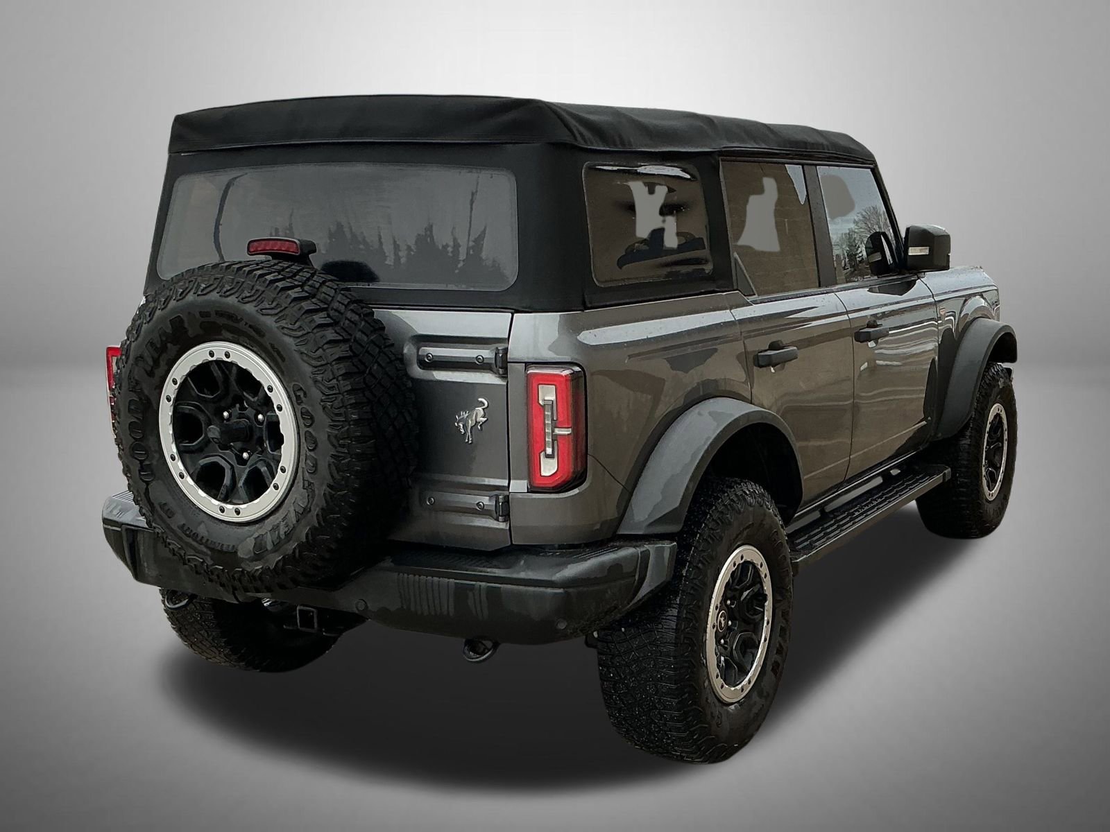 Used 2022 Ford Bronco Badlands w/ Sasquatch Package image 3