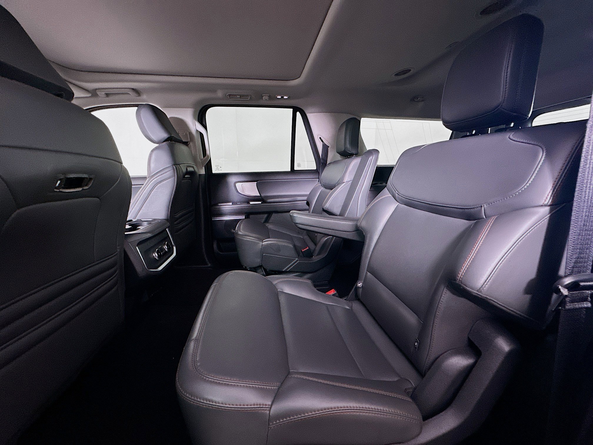 Used 2025 Ford Expedition Max Active image 29