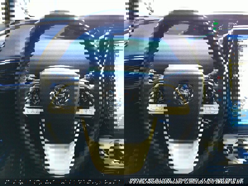 Used 2018 Toyota Prius Four Touring w/ Premium Convenience Package image 13