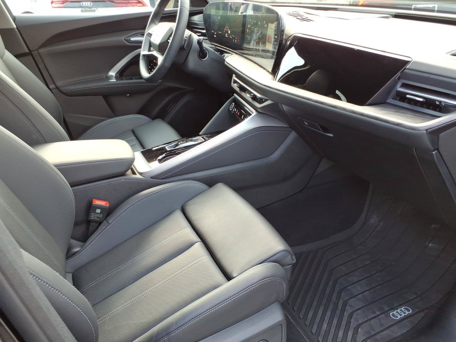 Used 2025 Audi Q5 Premium Plus AWD/4WD image 24