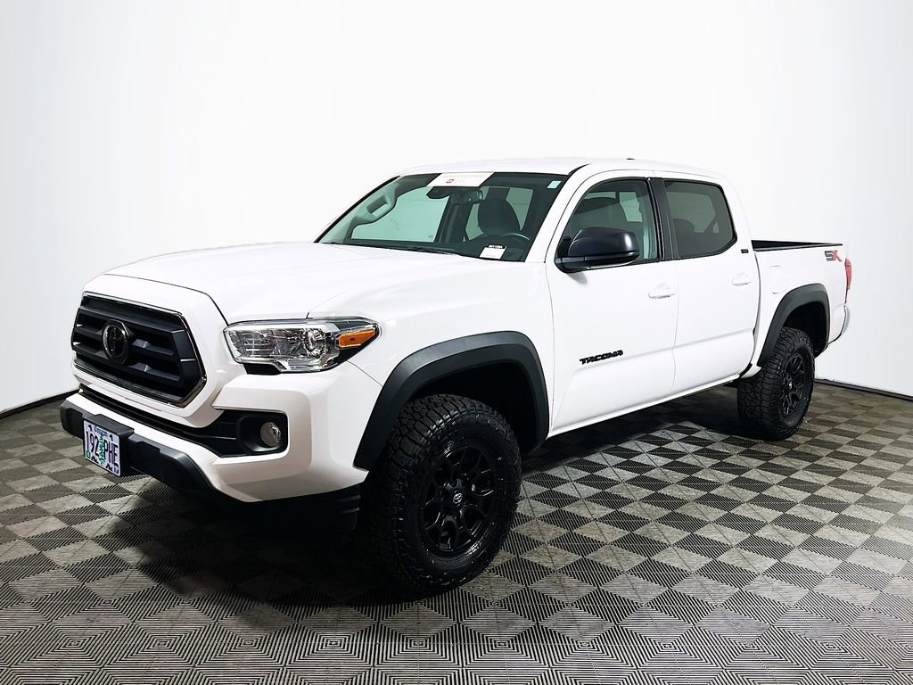Certified 2023 Toyota Tacoma SR5 w/ SX Package image 4