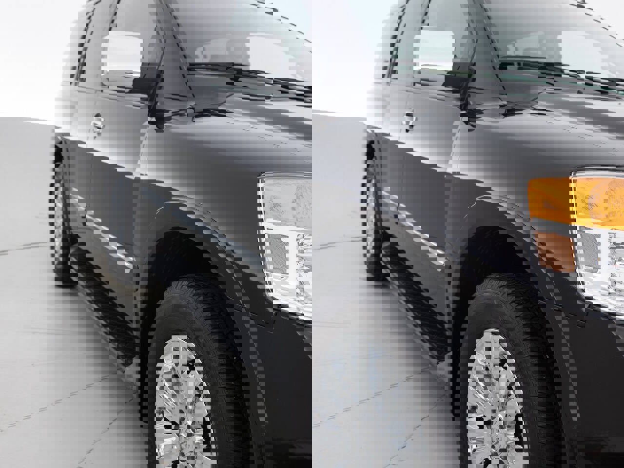 Used 2015 Nissan Armada Platinum image 11