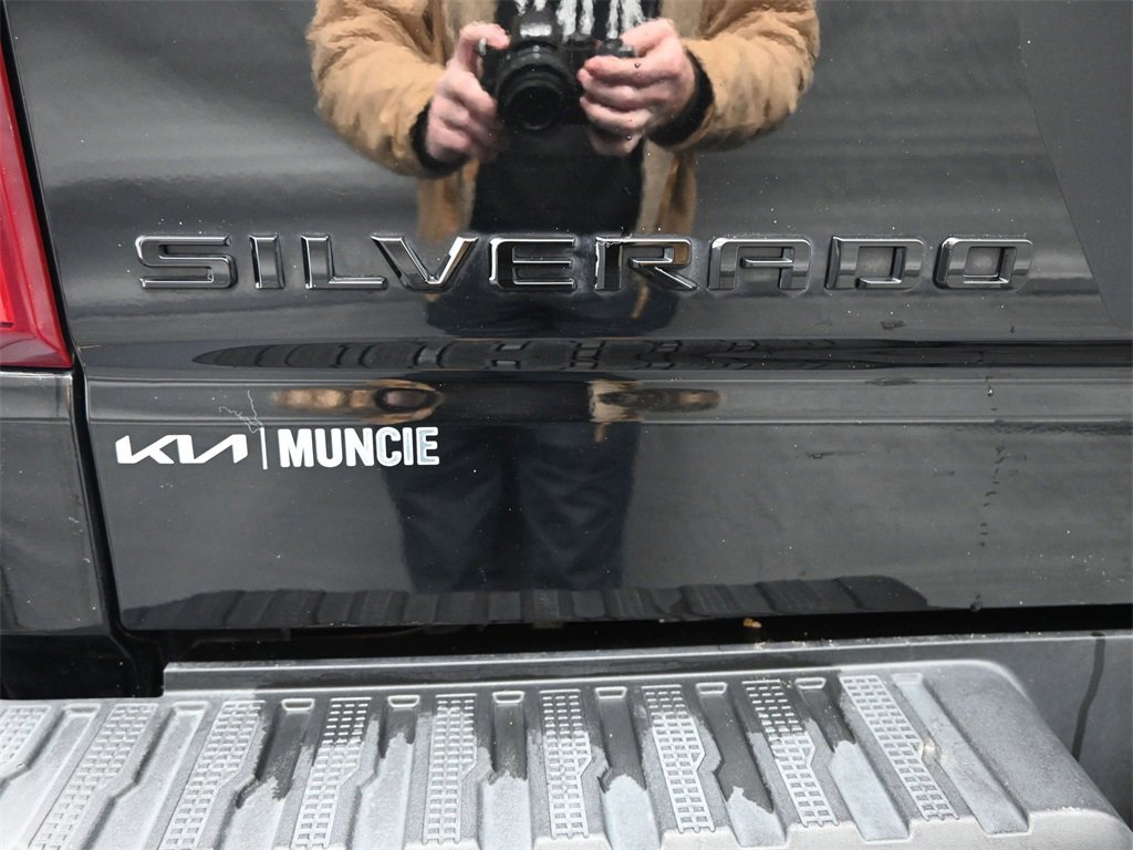 Used 2021 Chevrolet Silverado 1500 Custom w/ Rally Edition image 10