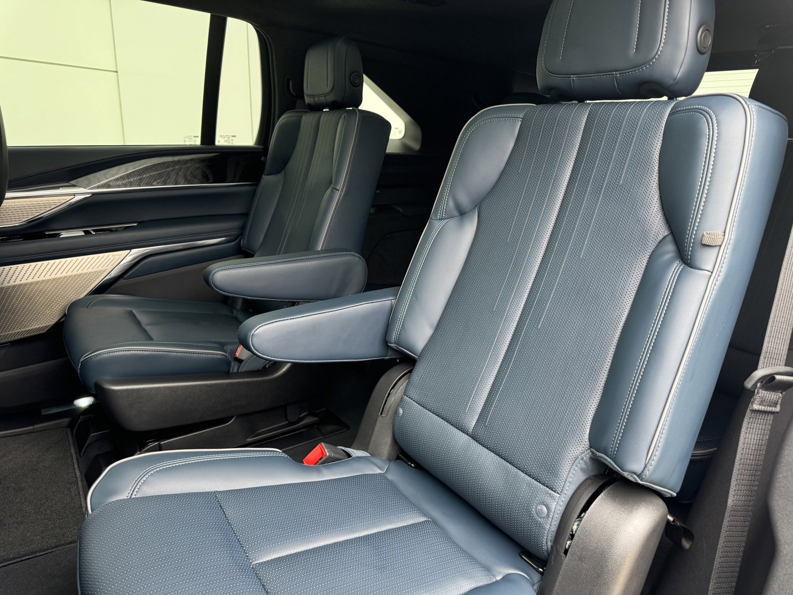 New 2025 Cadillac Escalade IQ Sport 2 image 11