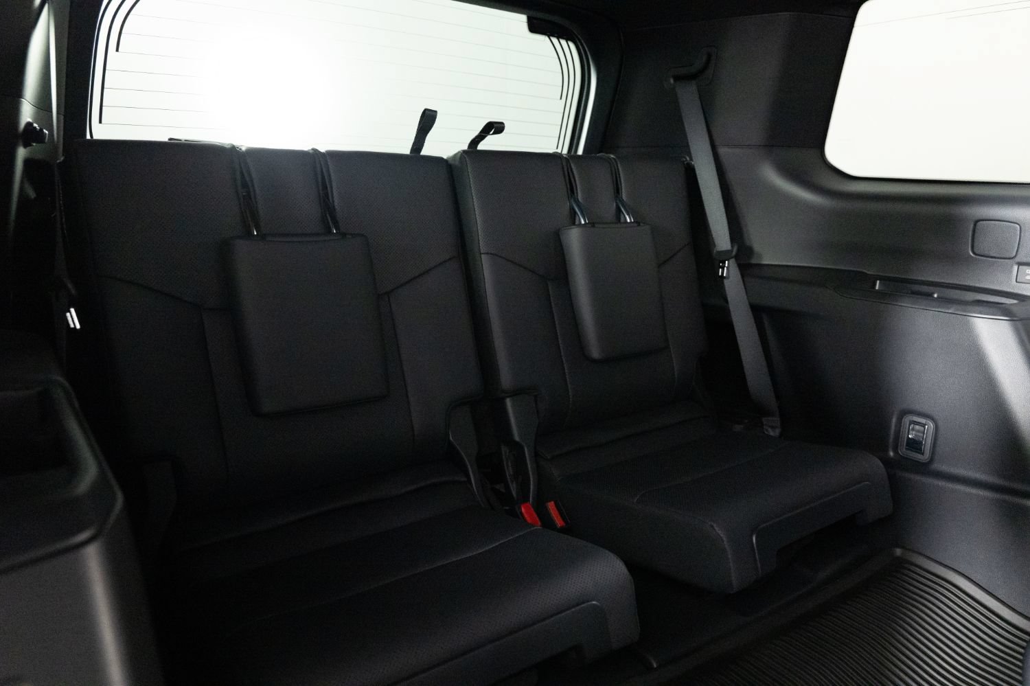 Used 2026 Lexus GX 550 w/ Accessory Package (2T) AWD/4WD image 25