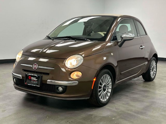 Used 2012 FIAT 500 Lounge w/ Luxury Leather Pkg FWD image 2