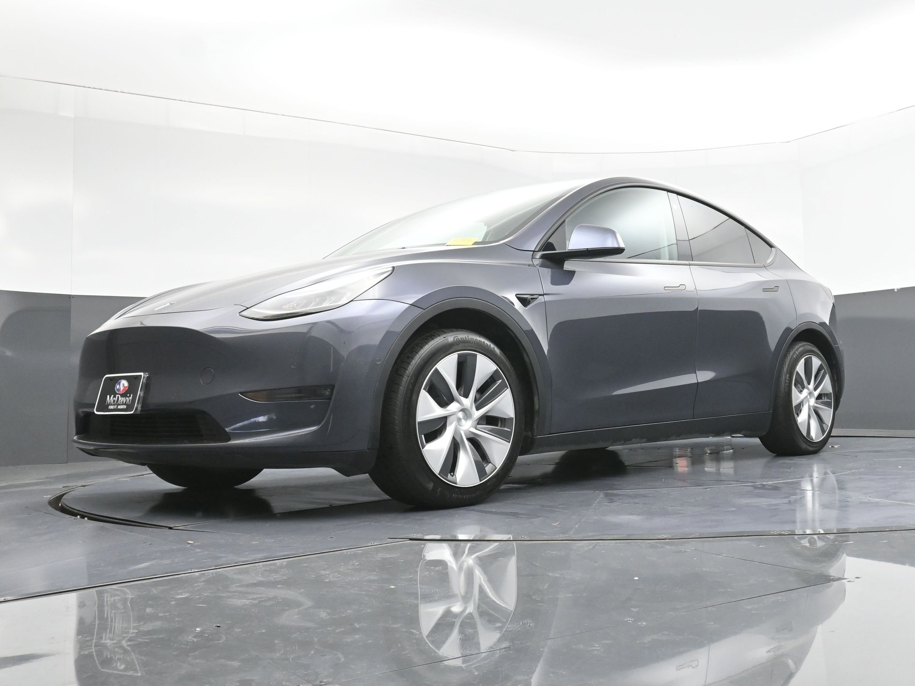Used 2022 Tesla Model Y Long Range image 26