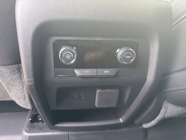 New 2026 Chevrolet Traverse LT w/ Driver Confidence Package image 14