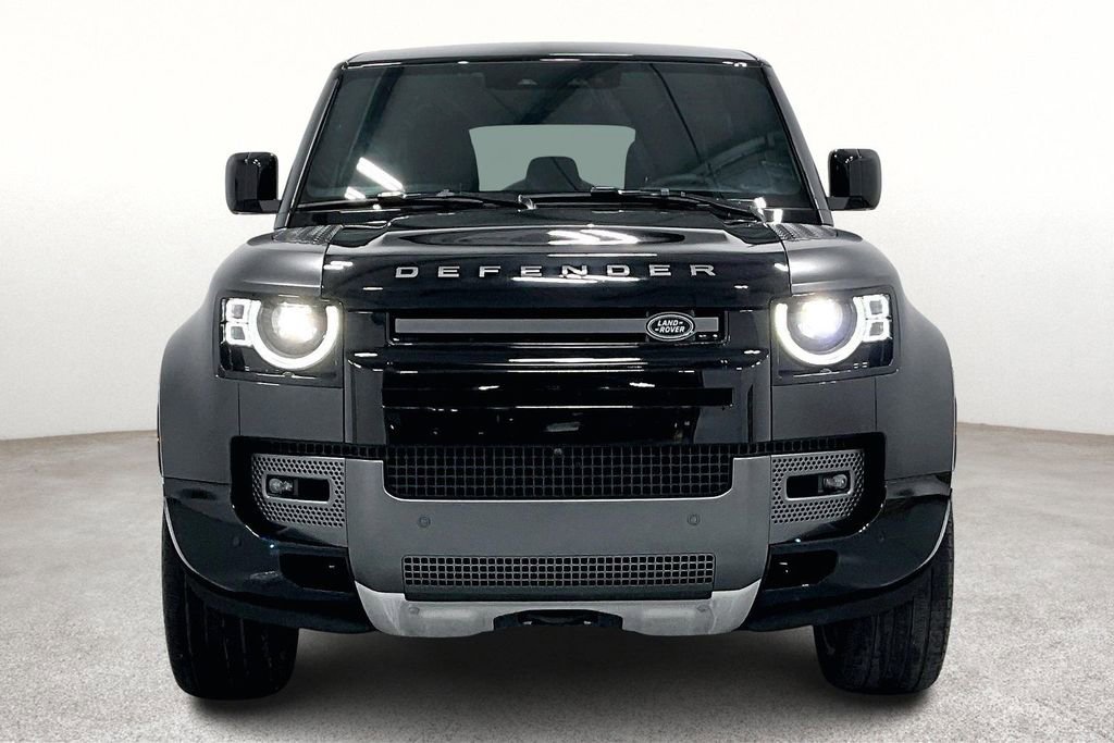 Used 2024 Land Rover Defender 110 Carpathian Edition image 5