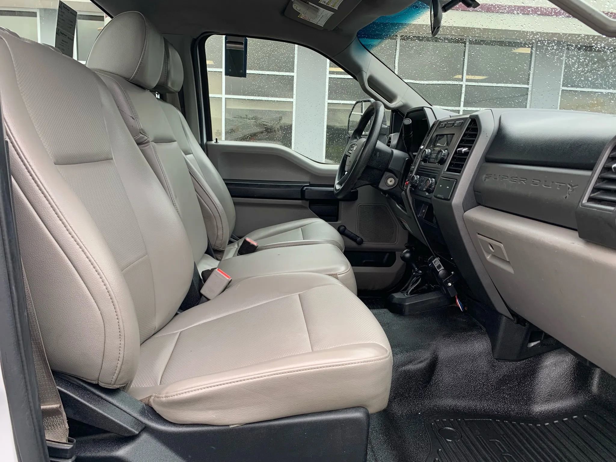 Used 2017 Ford F550 XL 169  W.B. 2D image 21