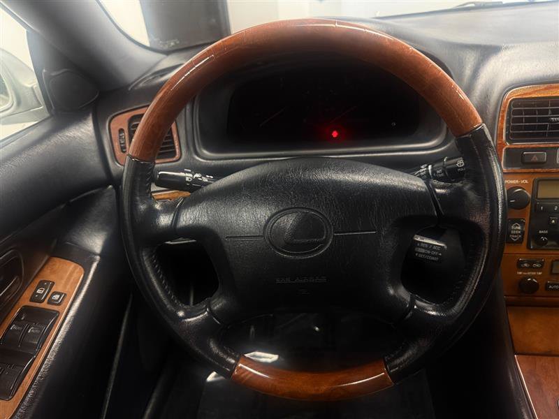 Used 2001 Lexus ES 330 FWD image 12