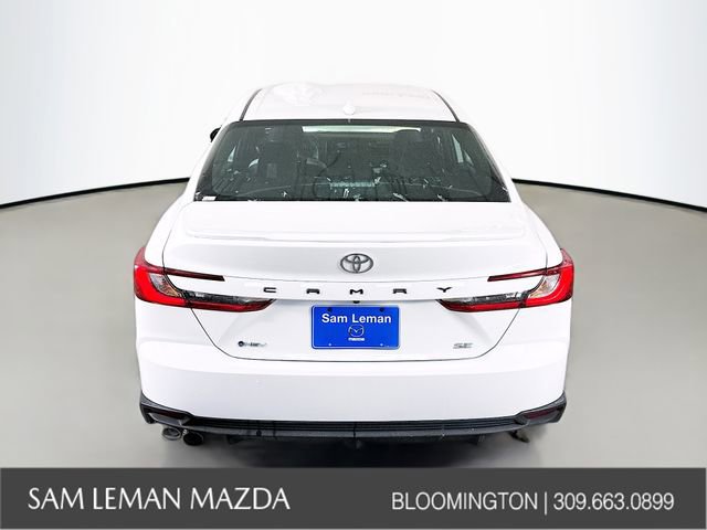 Used 2025 Toyota Camry SE image 6