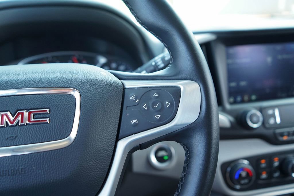 Used 2024 GMC Terrain SLT FWD image 28