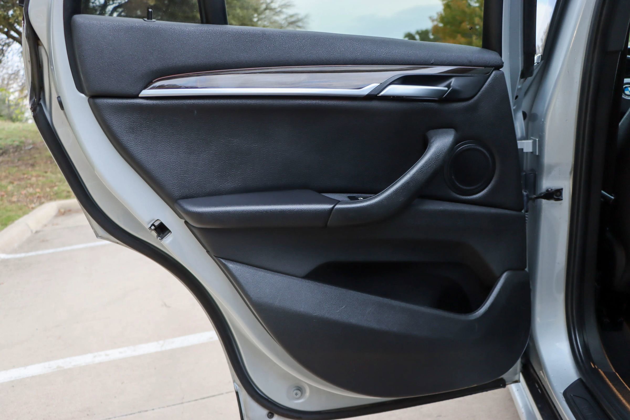 Used 2017 BMW X1 xDrive28i image 11