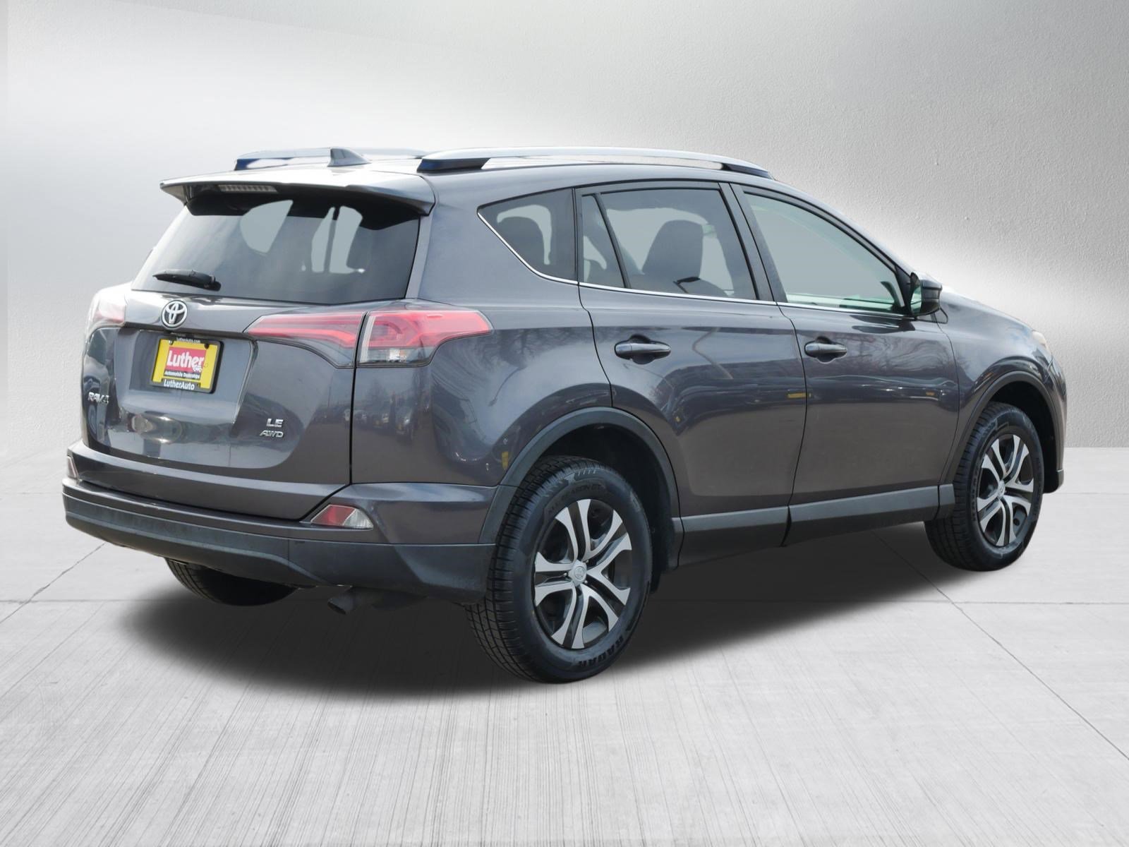 Used 2017 Toyota RAV4 LE w/ All Weather Liner Package AWD/4WD image 7