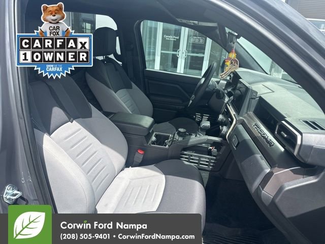 Used 2025 Toyota Tacoma TRD Off-Road AWD/4WD image 9