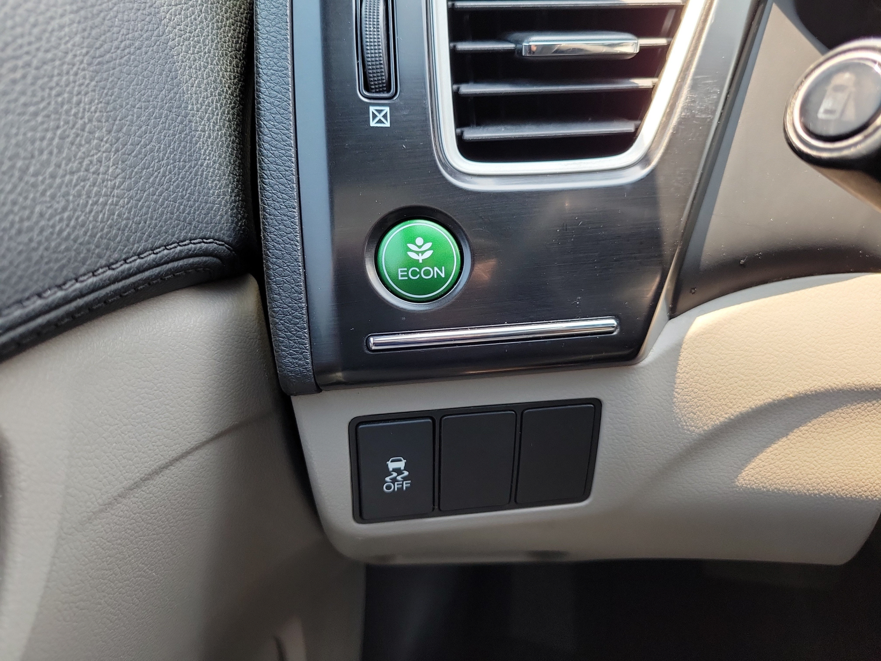 Used 2015 Honda Civic EX-L image 28