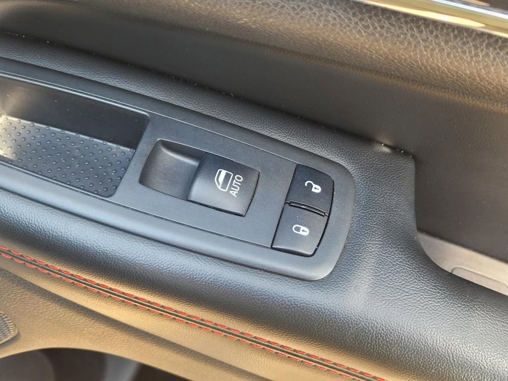 Used 2018 Jeep Grand Cherokee Trailhawk image 10