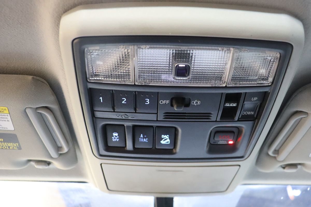 Used 2019 Toyota 4Runner Limited AWD/4WD image 41
