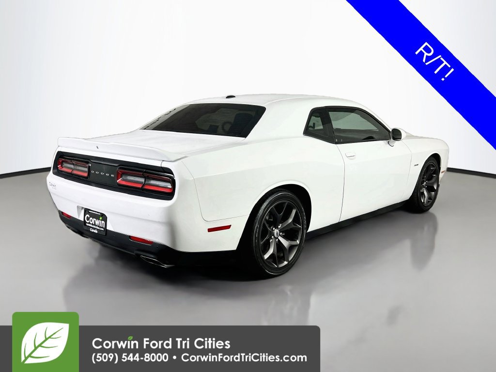 Used 2018 Dodge Challenger R/T RWD image 14