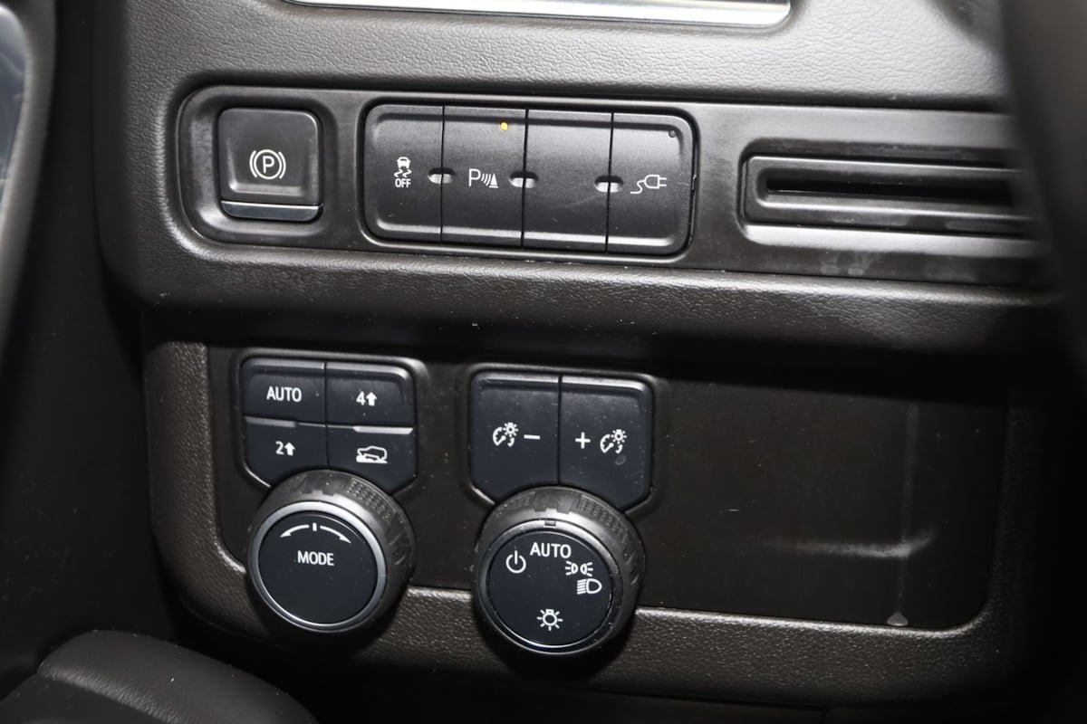 Used 2021 Chevrolet Tahoe LT AWD/4WD image 27