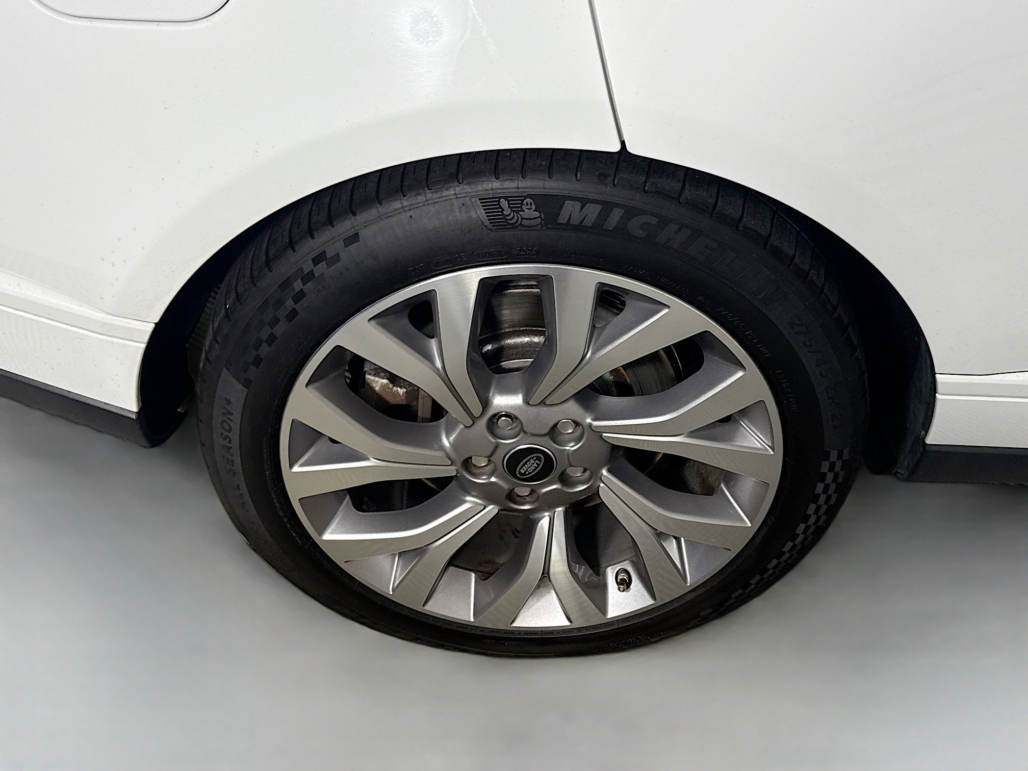 Used 2019 Land Rover Range Rover HSE image 33